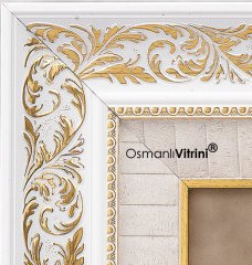 60 cm x 70 cm Beyaz Altın Renk Kabartmalı Kabe Tablo Çerçeve